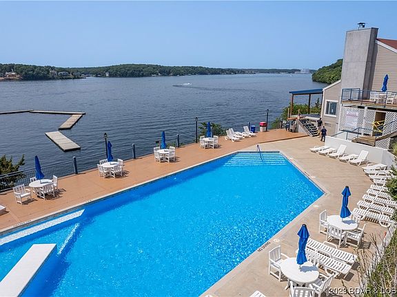 2nd image of 30 Palisades Lakeview Dr #1A
