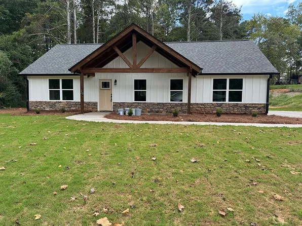 1140 Whispering Hills Dr, Bremen, GA 30110