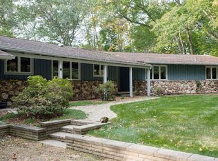 13400 Spencer Rd, Milford, MI 48380