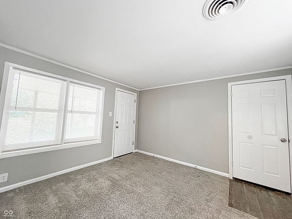 5th image of 5071 Camden St