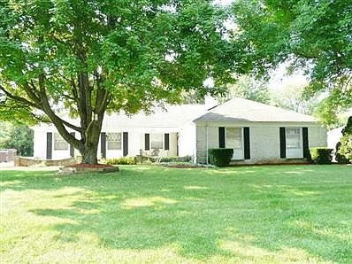 1st image of 1645 Oakwood Dr
