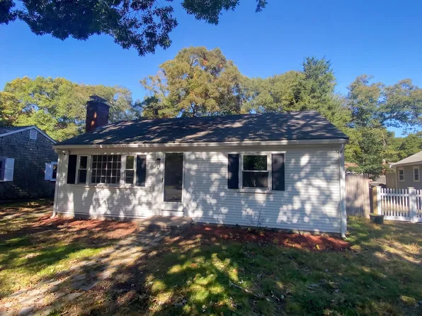 49 Swan Lake Rd, West Yarmouth, MA 02673