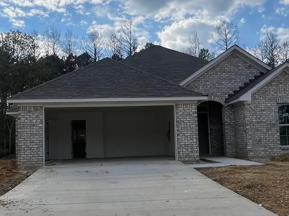 105 Madisonville Dr, Canton, MS 39046