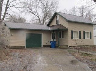 215 Blodgett St, Cadillac, MI 49601