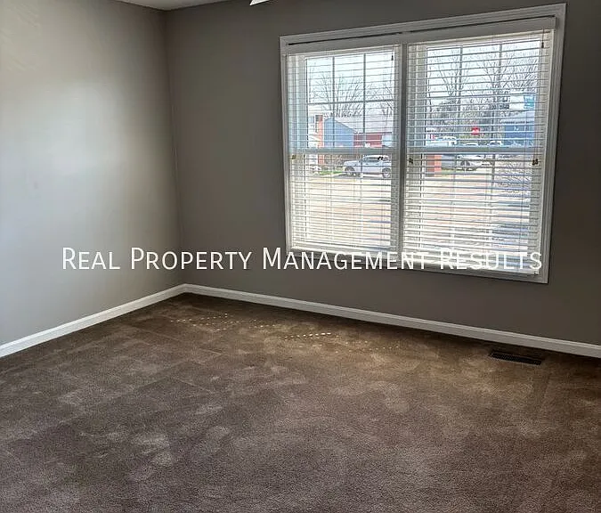 107 Olde Newburgh Dr — Photo 9