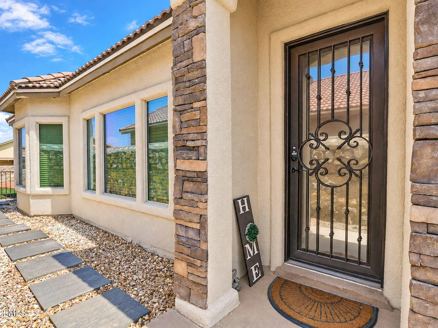 4 bed, 2.0 bath, 1575 sqft, $1,850 — Photo 3