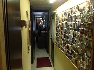 5th image of 680 Lori Dr