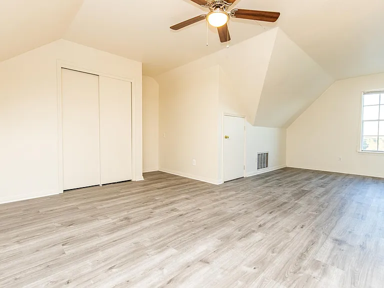 3rd bedroom / loft