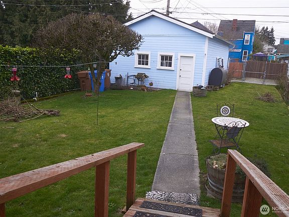 2nd image of 806 S Sheridan Avenue