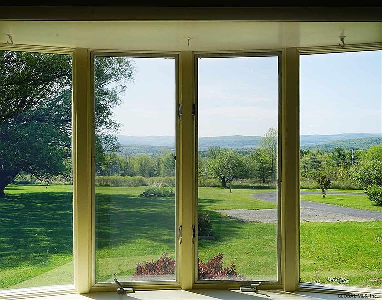 2nd image of 1422 Rt 30A SLOANSVILLE RD(RTE 162)