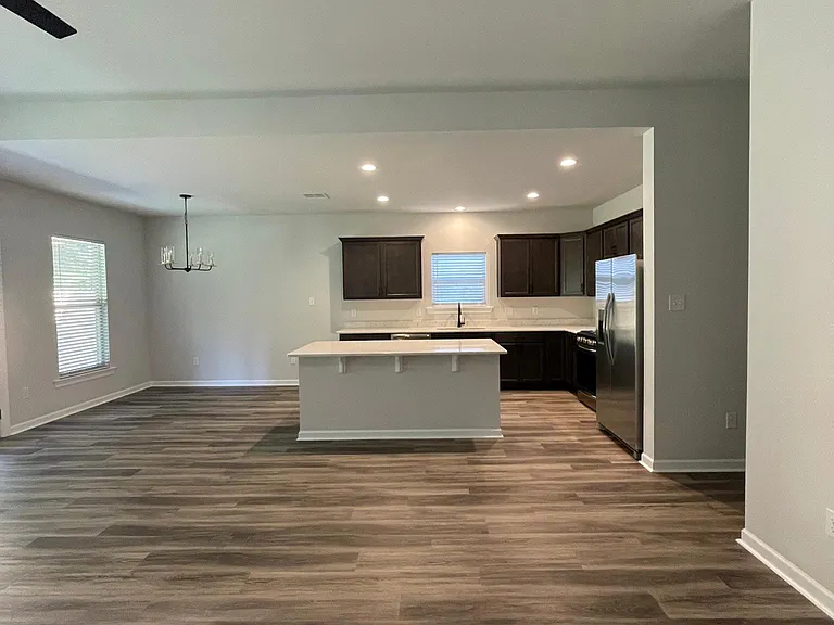 39058 Forestwood Ave — Photo 7