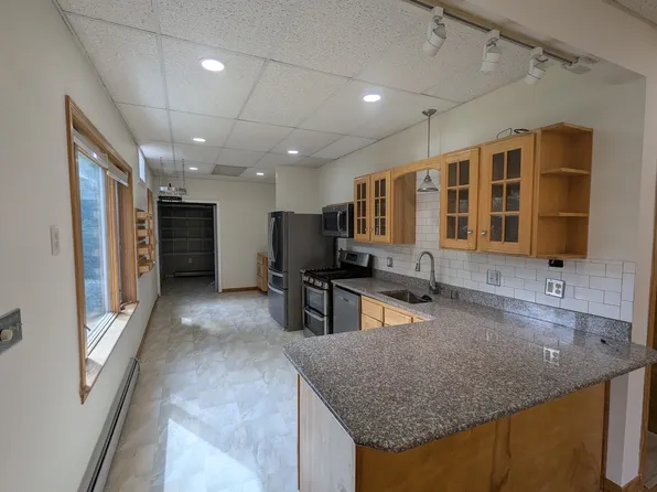 72 Landmark Hill Dr #4, Brattleboro, VT 05301