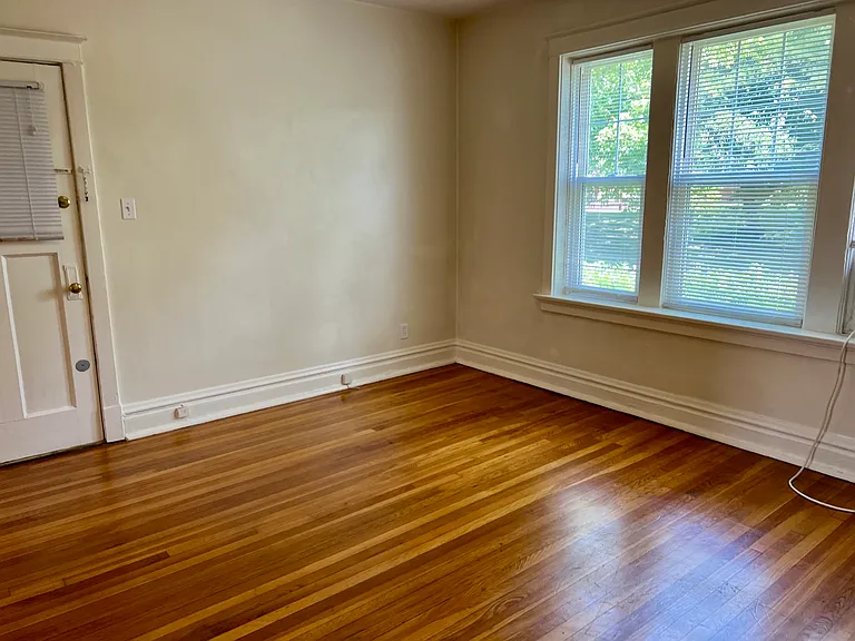 2429 Sutton Blvd #1S — Photo 16