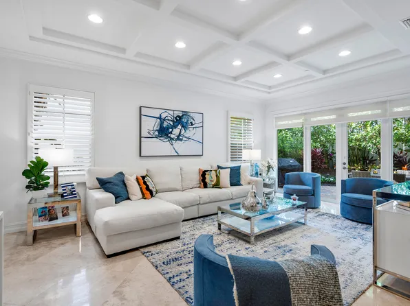 825 Estuary Way, Delray Beach, FL 33483