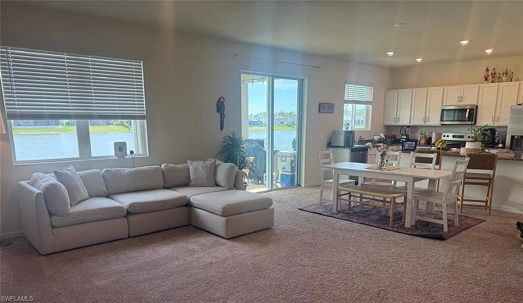 3 bed, 2.0 bath, 1780 sqft, $2,500 — Photo 4