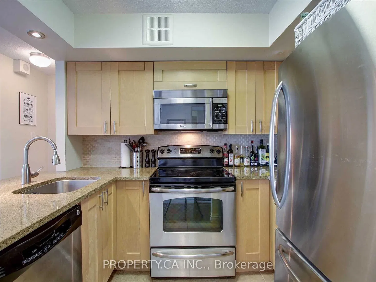 3 bed, $3,500 — Photo 4