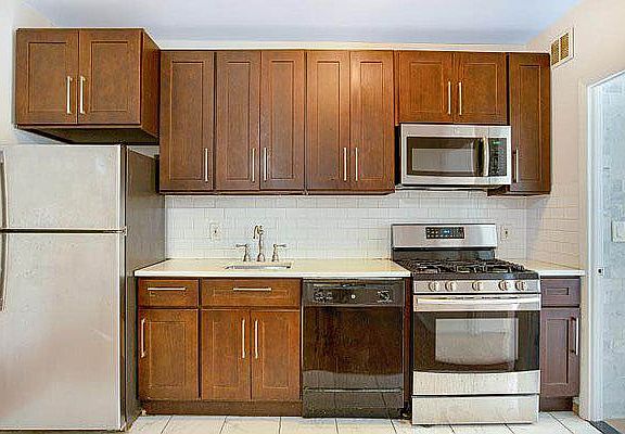 3rd image of 1644 Madison Ave #3A