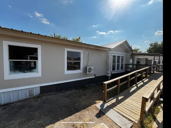 117 Parma Ct, Sanger, TX 76266