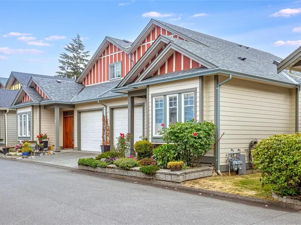 131 McKinstry Rd #3, Duncan, BC V9L 3K7