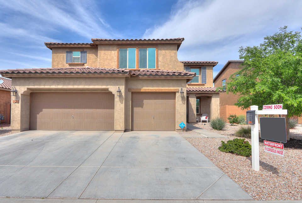 1st image of 40702 W Parkhill Dr