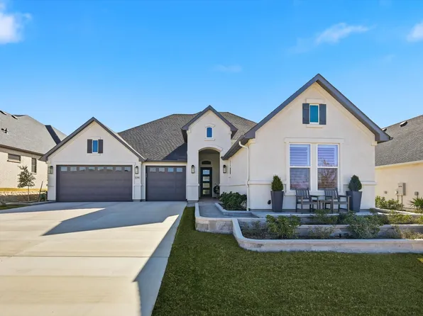 11301 Drinkwater Dr, Denton, TX 76207