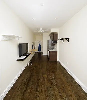 Rented by Voro New York | media 11