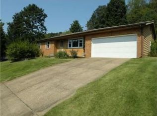 150 Ken Lake Est, Winfield, WV 25213