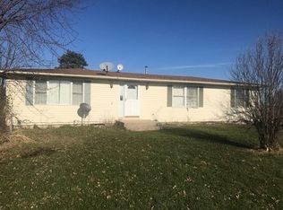 14537 Melms Rd, Genoa, IL 60135