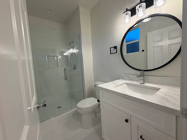 1140 N Buena Vista St #1142 — Photo 4