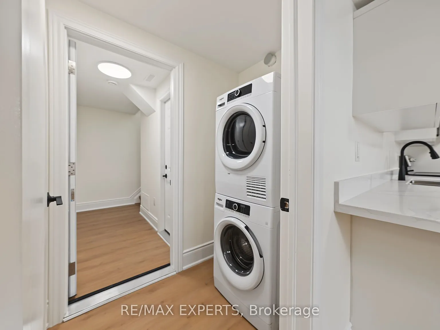 3 bed, $2,100 — Photo 4