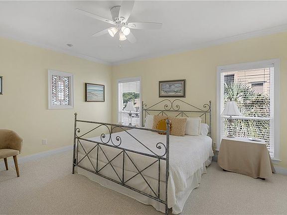 5th image of 208 Isabella Ct