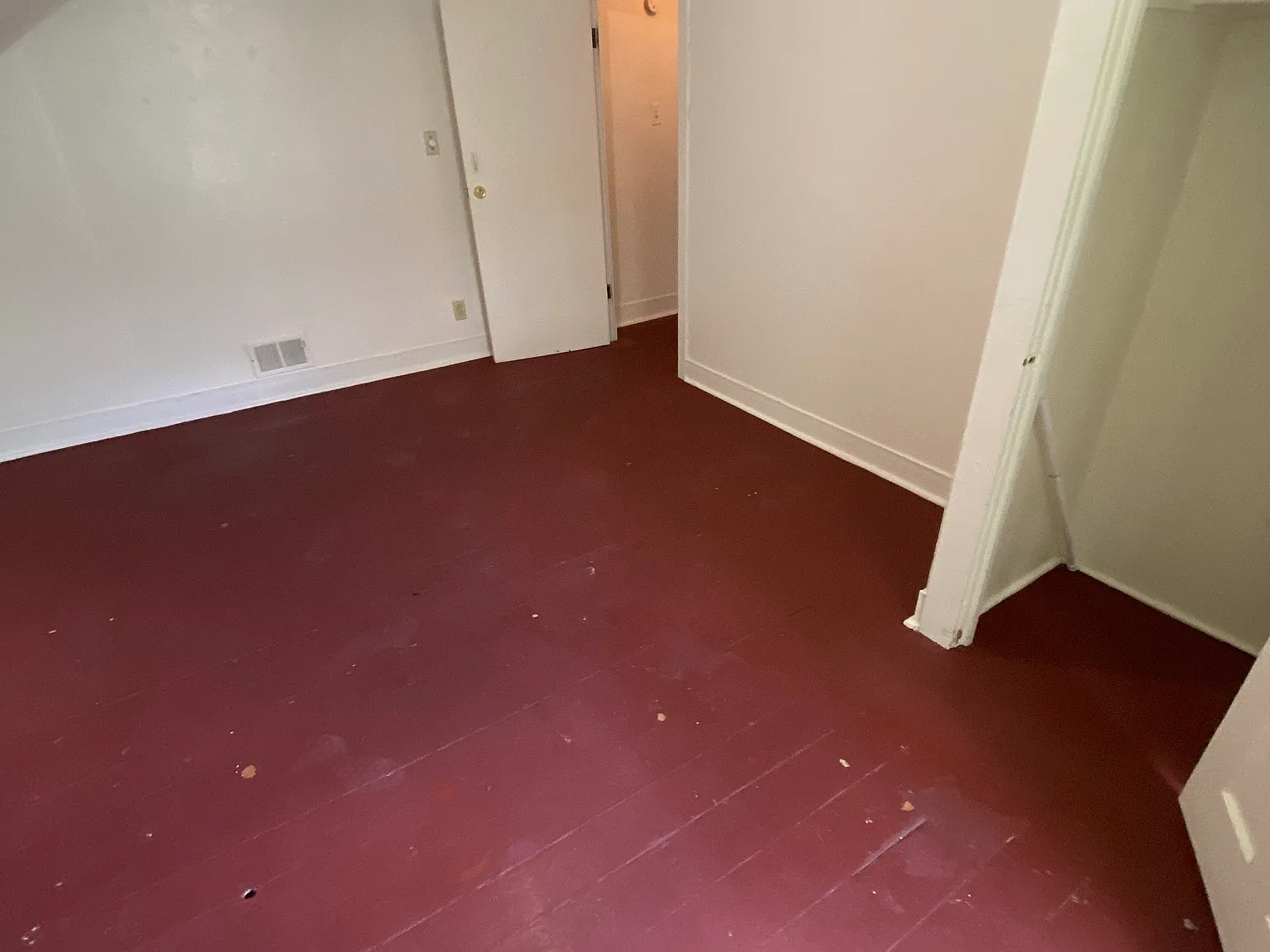 207 Fairchild St. — Photo 3