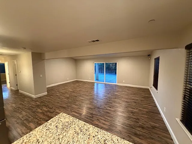 2741 E Dakota Ave — Photo 12
