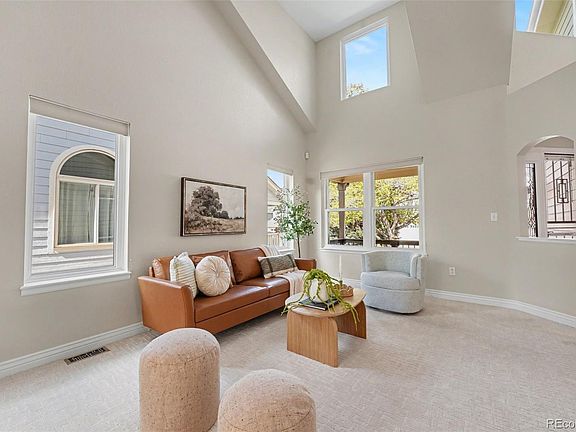 4th image of 9845 Spring Hill Street