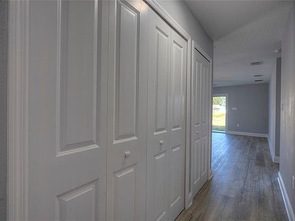 2nd image of 754 Leonardo Ct #B