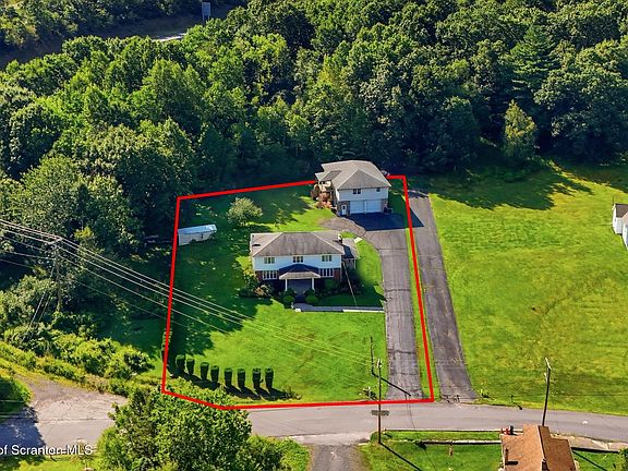 5th image of 19 Demark Rd