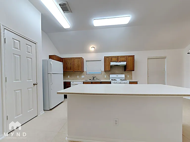 14 E Sage Creek Pl — Photo 5