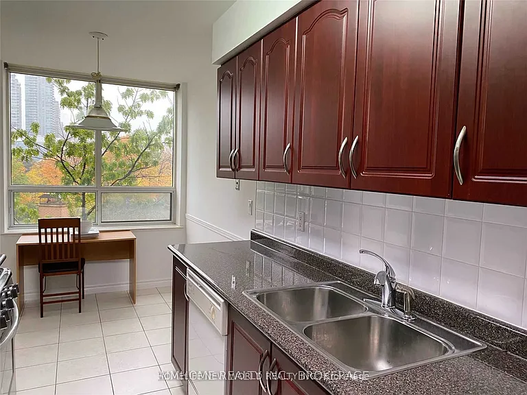 115 Omni Dr #308 — Photo 5