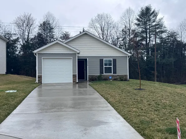 2926 Nicole Cir, Morristown, TN 37814