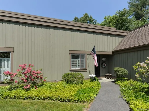 736 Heritage Village #A, Southbury, CT 06488