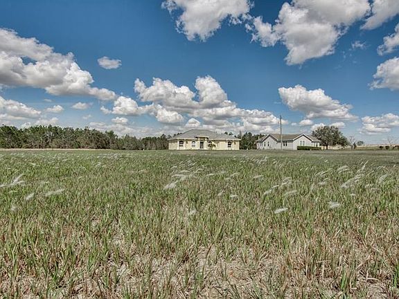 4th image of 3825 Brooke Lakes Dr