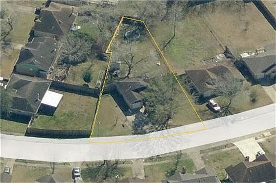 3rd image of 8610 Lazy Brook Ln