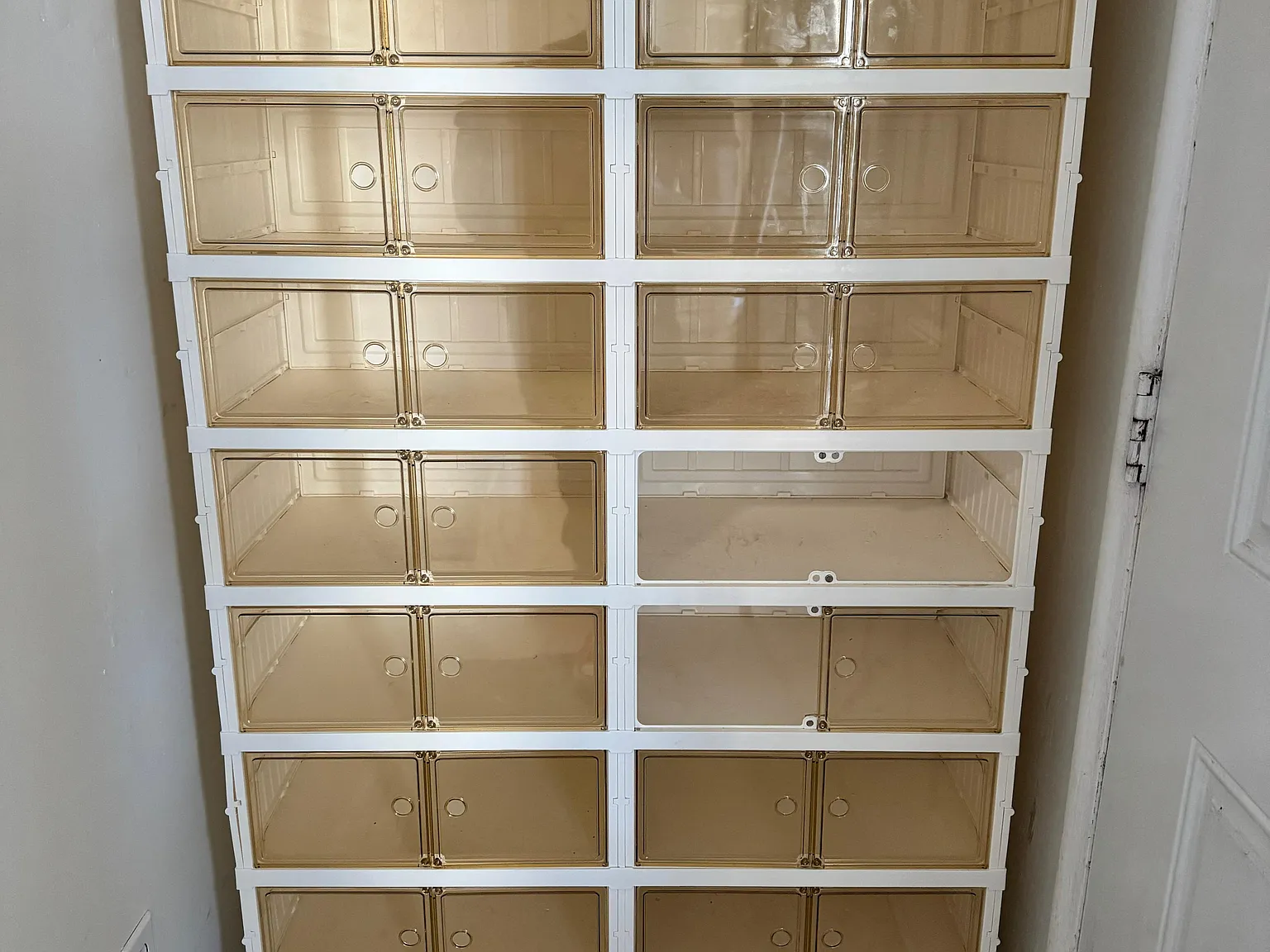 2 bed, 750 sqft, $2,300 — Photo 4