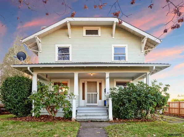 227 S Church St, Silverton, OR 97381