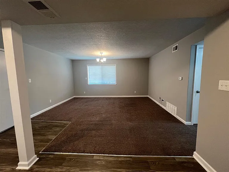 Red Point Apartments — Photo 9