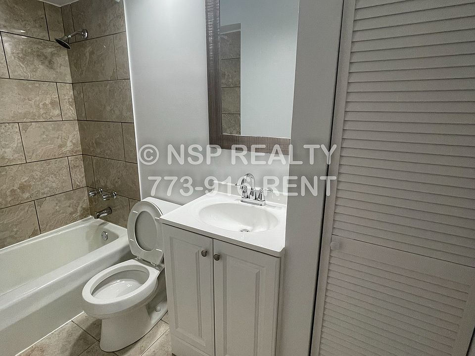 2nd image of 6830 N Sheridan Rd APT 358