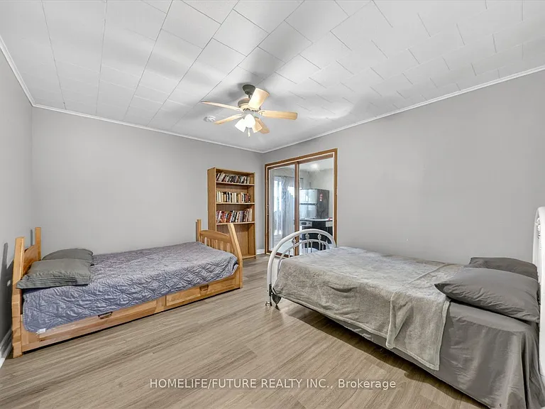 1200 Mosley St — Photo 27
