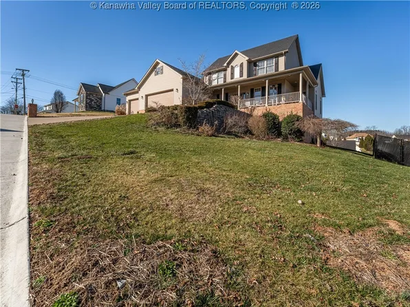 3404 Virginia Ave, Hurricane, WV 25526