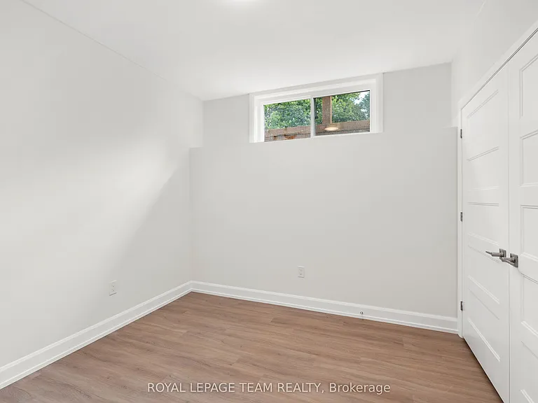 6954 Notre Dame St #C — Photo 23