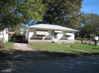 10500 Earl Dr, Saint Louis, MO